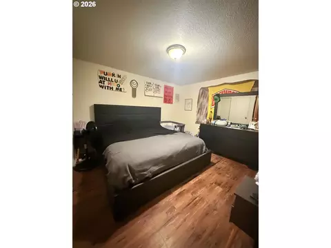 Bedroom - 1300 SW 10th Ct, Pendleton, OR 97801 photo 1 of 3