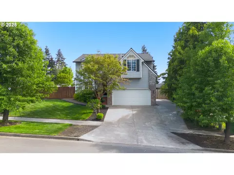 2124 Baines Blvd, Hubbard, OR 97032