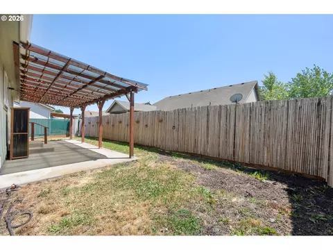 5340 Golden Eagle Dr, Eugene, OR 97402 photo 33