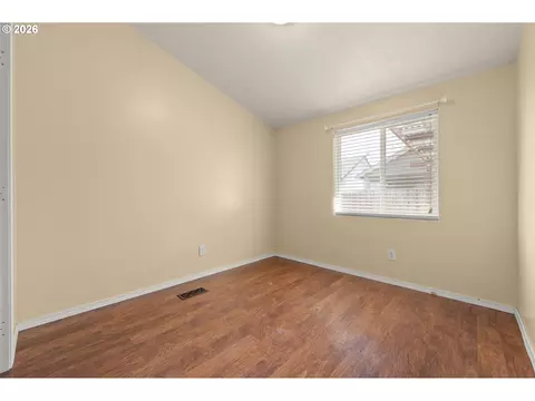 5340 Golden Eagle Dr, Eugene, OR 97402 photo 23