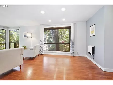 Living - 223 Trailside Loop, Eugene, OR 97405 photo 2 of 8