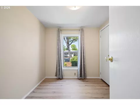 4800 Barger Dr, Eugene, OR 97402 photo 12