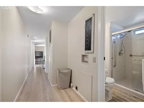 4800 Barger Dr, Eugene, OR 97402 photo 15