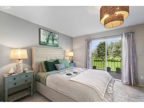 Bedroom - 1322 NE Hogan Dr, Gresham, OR 97030 photo 1 of 5