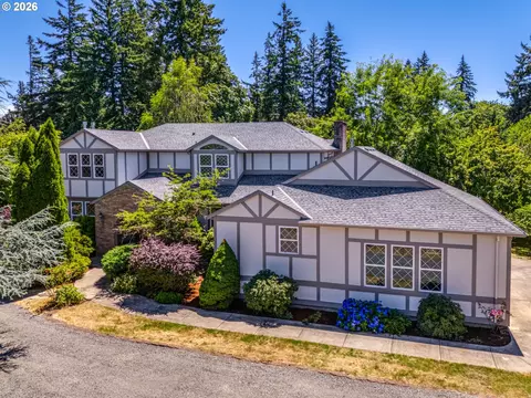 13358 S Carus Rd, Oregon City, OR 97045