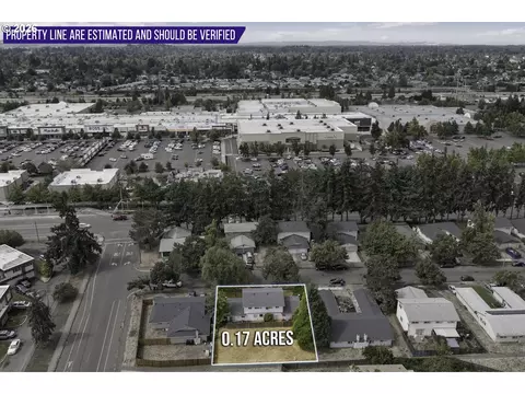 View/Area - 993 N Cloverleaf Loop, Springfield, OR 97477 photo 6 of 11