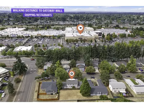 View/Area - 993 N Cloverleaf Loop, Springfield, OR 97477 photo 7 of 11