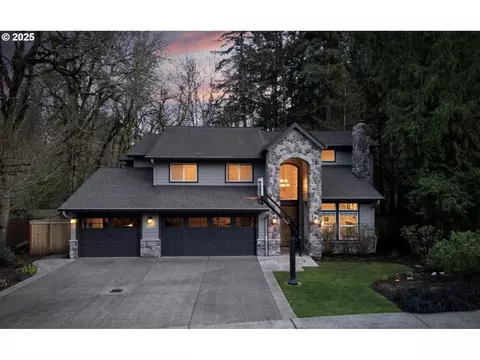 4378 Albert Cir, Lake Oswego, OR 97035