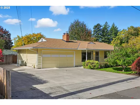 245 SE Juniper Ave, Gresham, OR 97080
