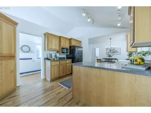 Kitchen - 111 W 52nd Ave, Eugene, OR 97405 photo 4 of 5