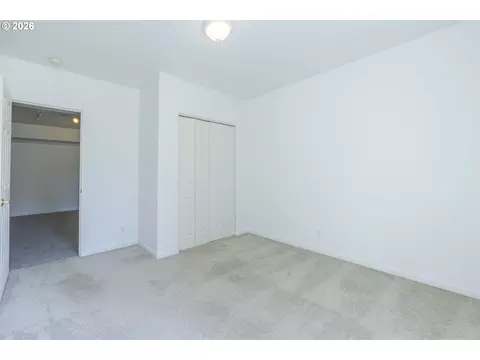 Bedroom - 111 W 52nd Ave, Eugene, OR 97405 photo 6 of 6