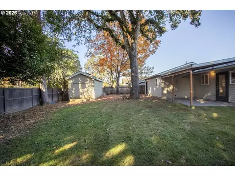 Exterior - 3612 E Heater St, Newberg, OR 97132 photo 7 of 11