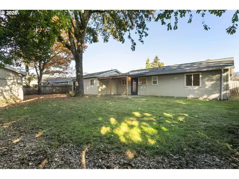 Exterior - 3612 E Heater St, Newberg, OR 97132 photo 6 of 11