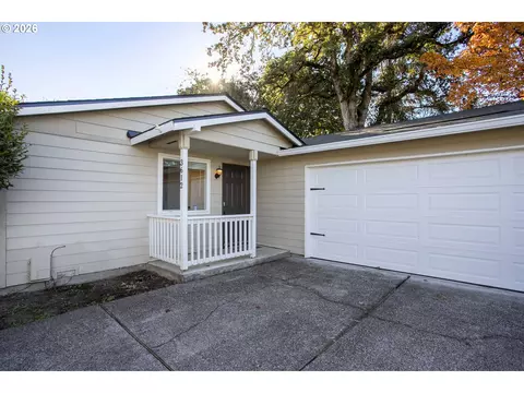 Exterior - 3612 E Heater St, Newberg, OR 97132 photo 10 of 11
