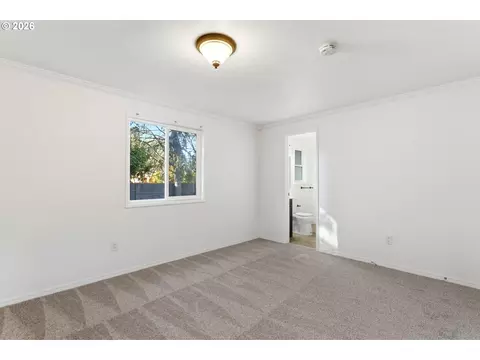 Bedroom - 3612 E Heater St, Newberg, OR 97132 photo 6 of 6