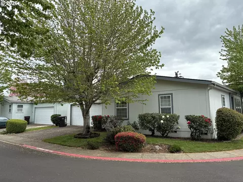 1111 SE 3rd Ave #61, Canby, OR 97013