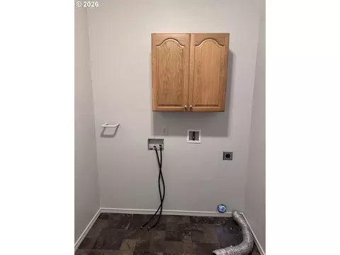 746 E Catherine Ave, Hermiston, OR 97838 photo 8