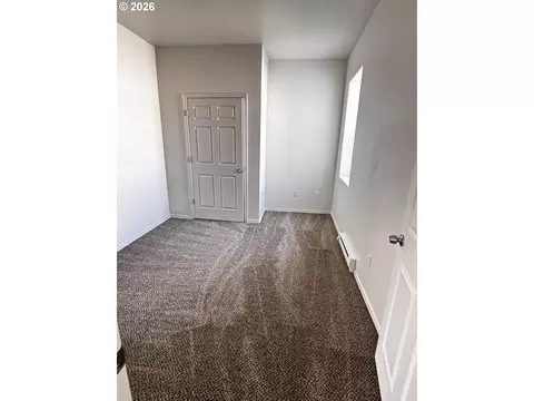 746 E Catherine Ave, Hermiston, OR 97838 photo 21