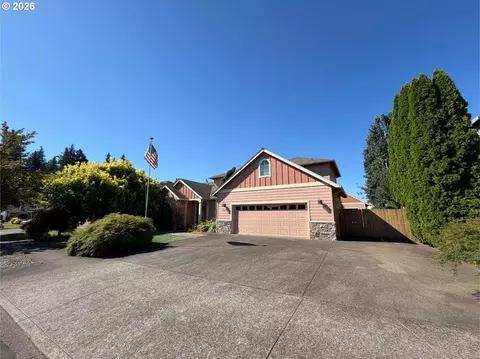 12121 Hazeldell Ave, Oregon City, OR 97045