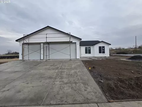 1291 SE 9th St, Hermiston, OR 97838