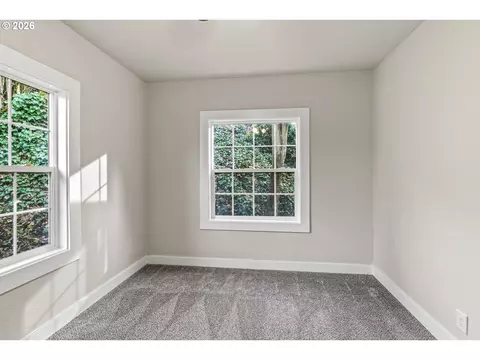 Bedroom - 802 NW 5th Cir, Camas, WA 98607 photo 4 of 8