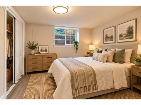 Bedroom - 802 NW 5th Cir, Camas, WA 98607 photo 7 of 8