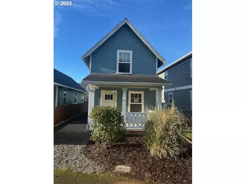 4330 SE Harborton St, South Beach, OR 97366