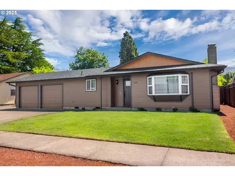 4260 Murnane St, Eugene, OR 97402