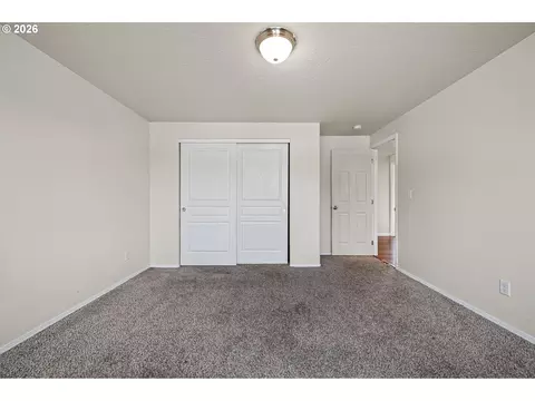 Bedroom - 1137 Veronica Ln, Eugene, OR 97404 photo 5 of 7