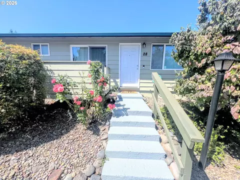 781 Boone Rd #28, Salem, OR 97306