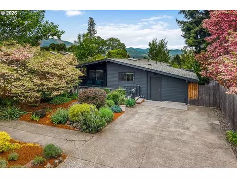 714 Prospect Ave, Hood River, OR 97031