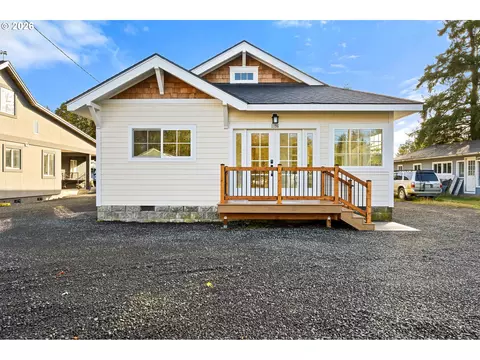 1196 S Main Ave, Warrenton, OR 97146