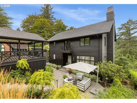 1941 SW Montgomery Pl, Portland, OR 97201