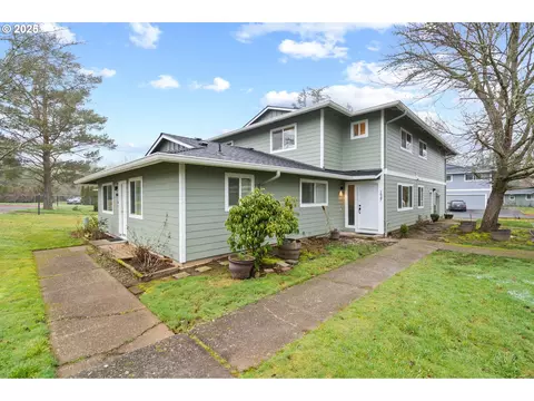 1547 NE Hale Pl, Gresham, OR 97030