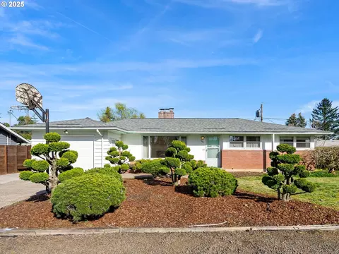 348 NE 130th Pl, Portland, OR 97230