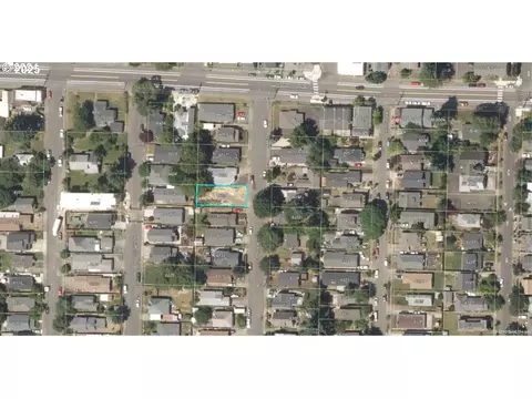 6029 SE 85th Ave, Portland, OR 97266