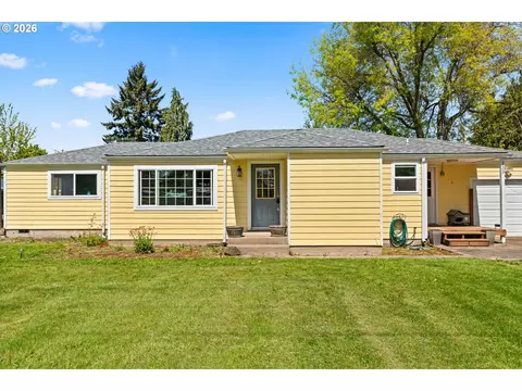 Exterior - 233 Howard Ave, Eugene, OR 97404 photo 1 of 15