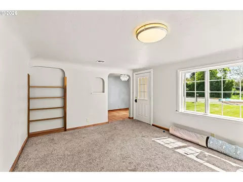 Living - 233 Howard Ave, Eugene, OR 97404 photo 1 of 7