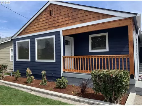 Exterior - 375 17th St, Springfield, OR 97477 photo 2 of 10