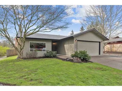 11915 SW 113th Pl, Tigard, OR 97223