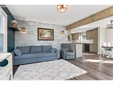 Living - 4921 SE Welch Rd, Gresham, OR 97080 photo 2 of 2