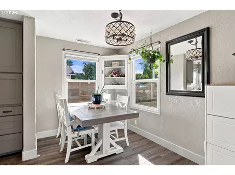 Dining - 4921 SE Welch Rd, Gresham, OR 97080 photo 1 of 1