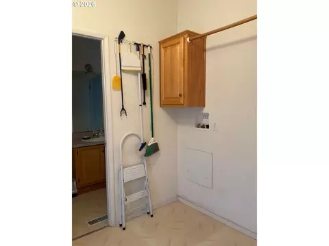 Other - 1949 SE Palmquist Rd #41, Gresham, OR 97080 photo 11 of 12