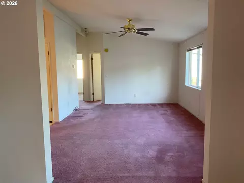 Living - 1949 SE Palmquist Rd #41, Gresham, OR 97080 photo 4 of 8