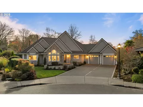3234 Riverplace Dr, Eugene, OR 97401