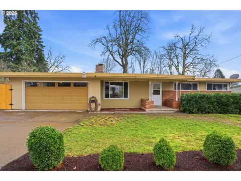 4968 SE Roethe Rd, Milwaukie, OR 97267