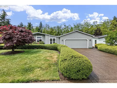 3220 Crescent Ave #54, Eugene, OR 97408