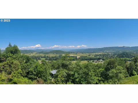 Black Oak Dr, Roseburg, OR 97471