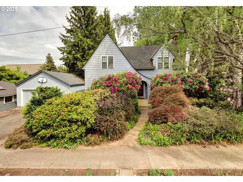 1130 SE 73rd Ave, Portland, OR 97215