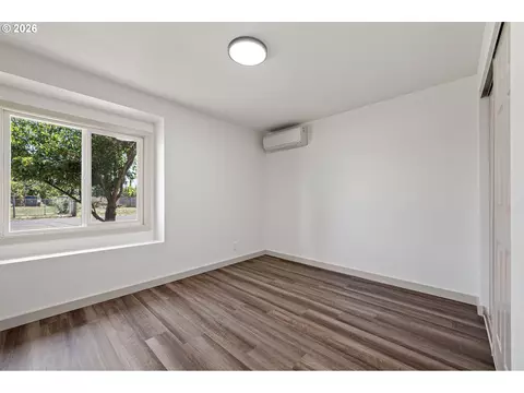1550 S St, Springfield, OR 97477 photo 18